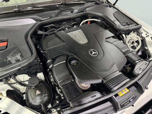 Used 2018 Mercedes-Benz E 400 Coupe image 40