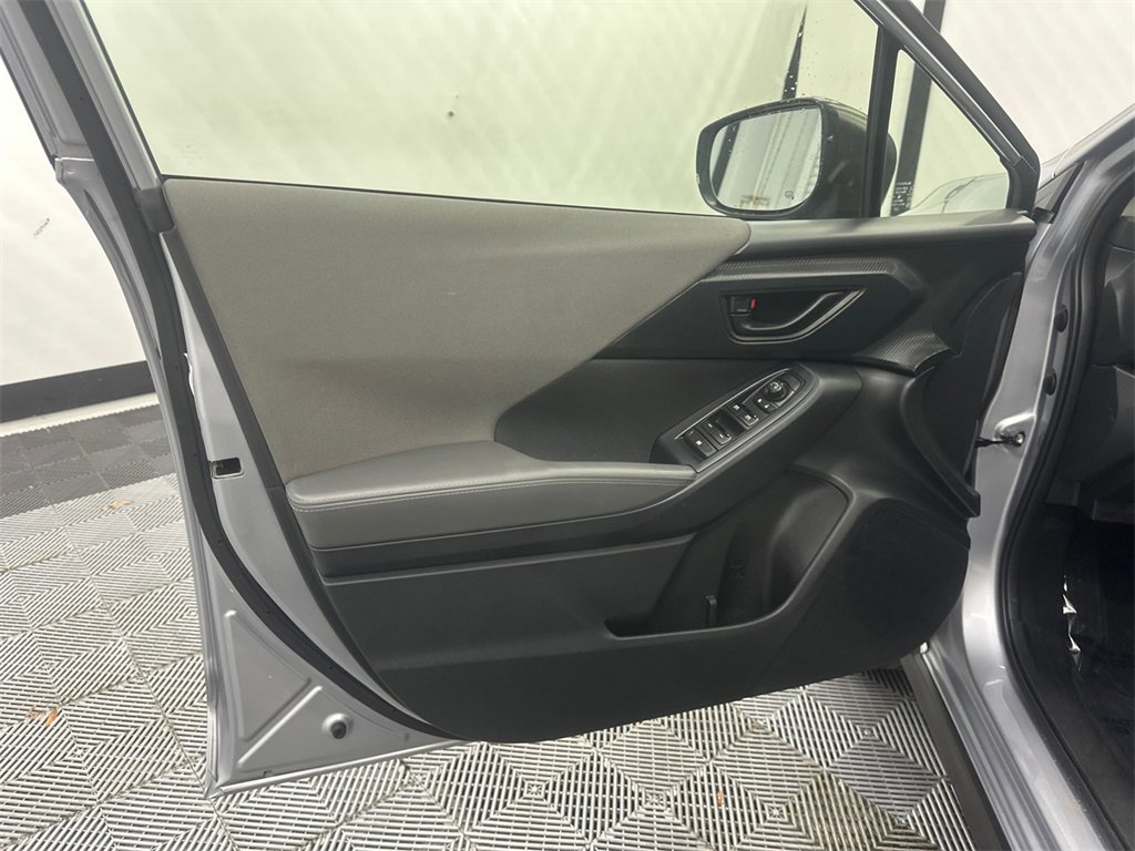 Used 2024 Subaru Crosstrek 2.0i Premium image 11