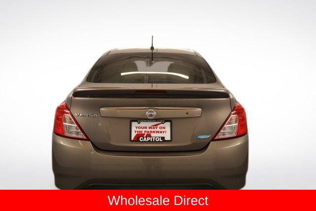 Used 2015 Nissan Versa S Plus FWD image 3