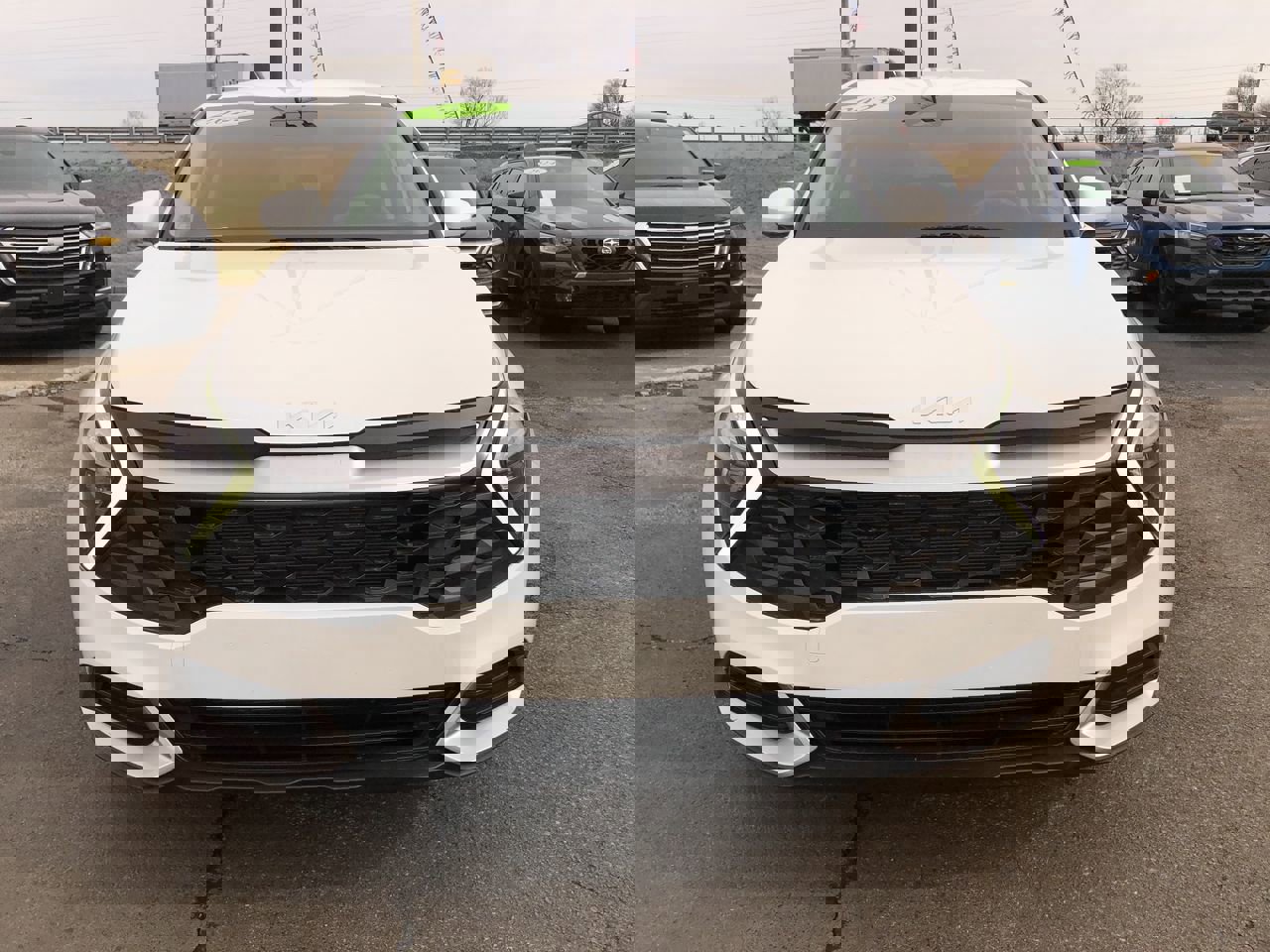 Used 2023 Kia Sportage LX image 8