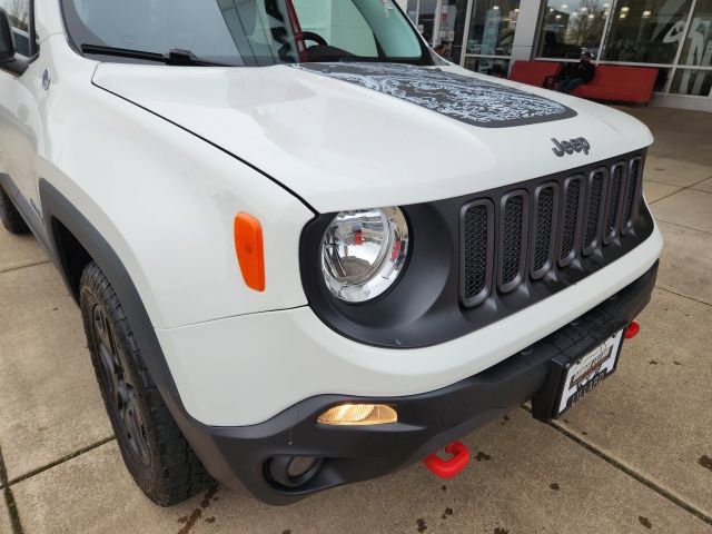 Used 2017 Jeep Renegade Trailhawk image 8