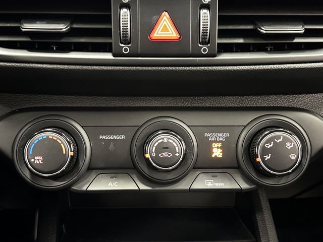 Used 2023 Kia Forte LXS w/ LXS Technology Package image 16