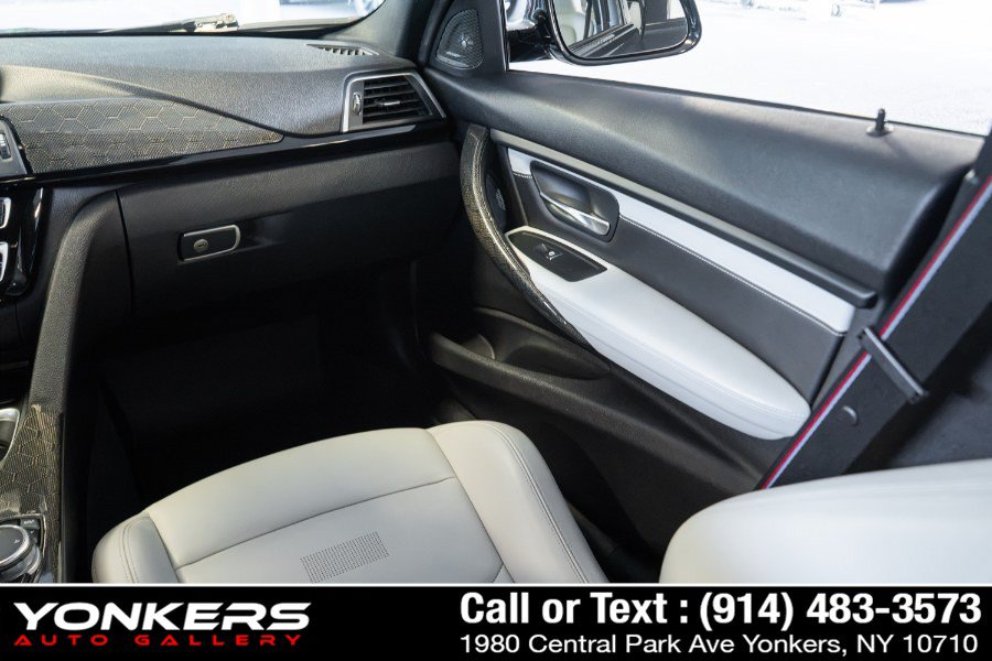 Used 2017 BMW M3 RWD image 50