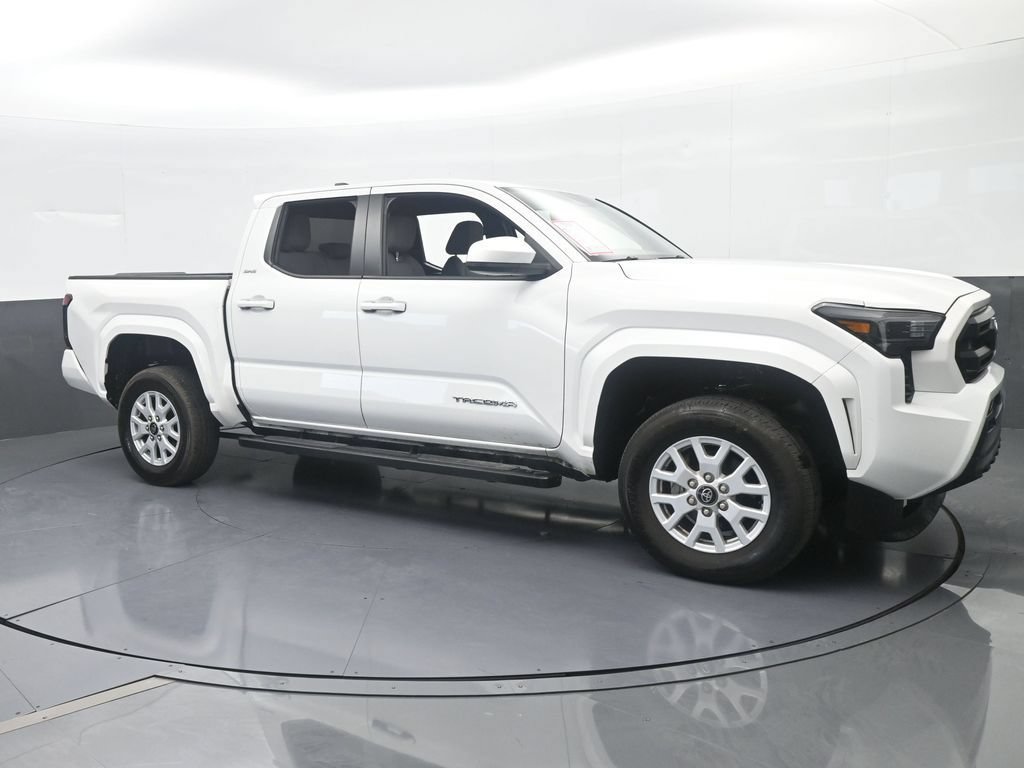 Used 2024 Toyota Tacoma SR5 RWD image 8