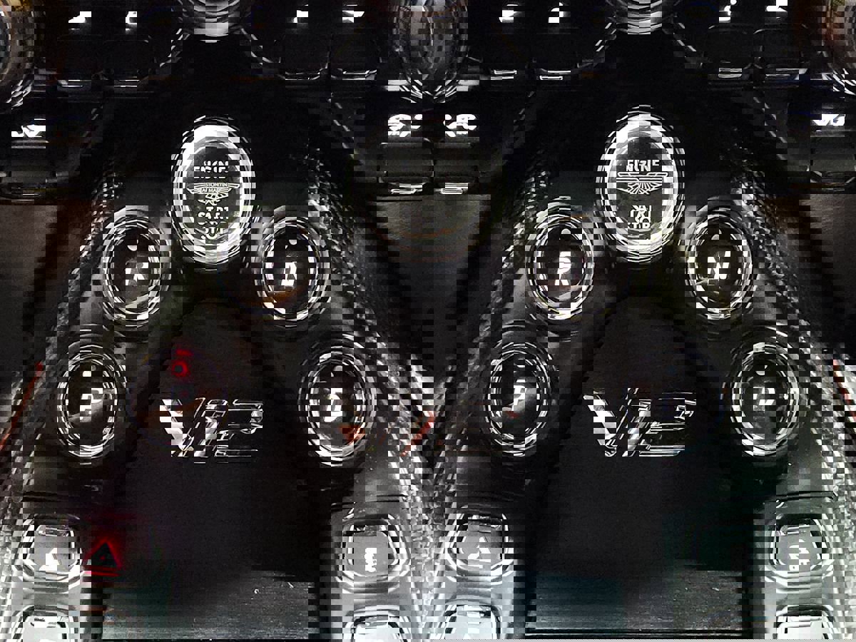 Used 2023 Aston Martin V12 Vantage image 53