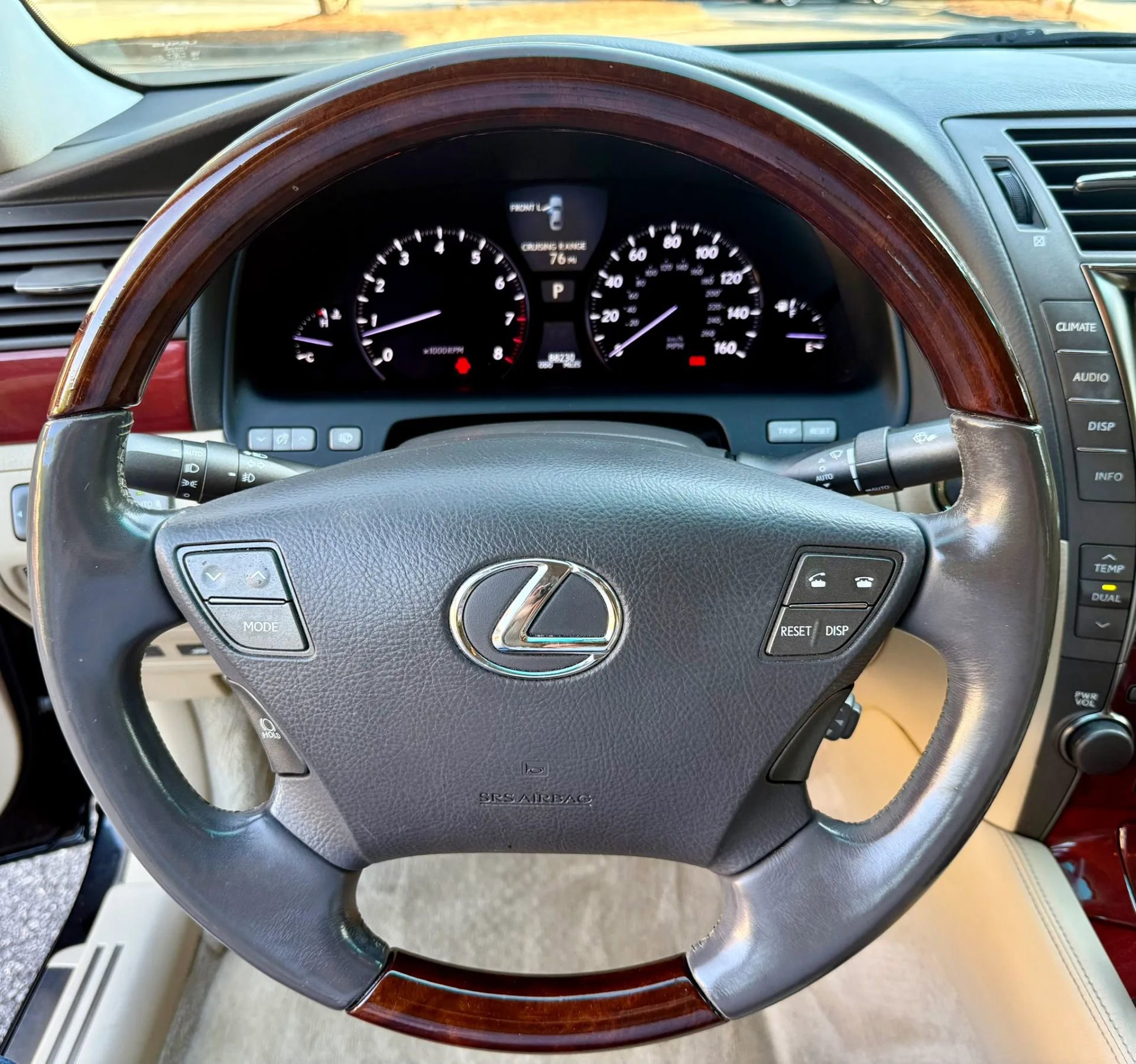 Used 2009 Lexus LS 460 RWD image 31