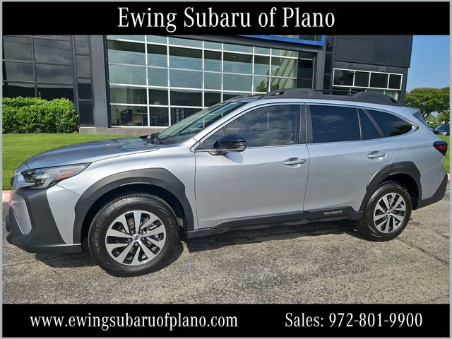 Used 2025 Subaru Outback Premium AWD/4WD image 1