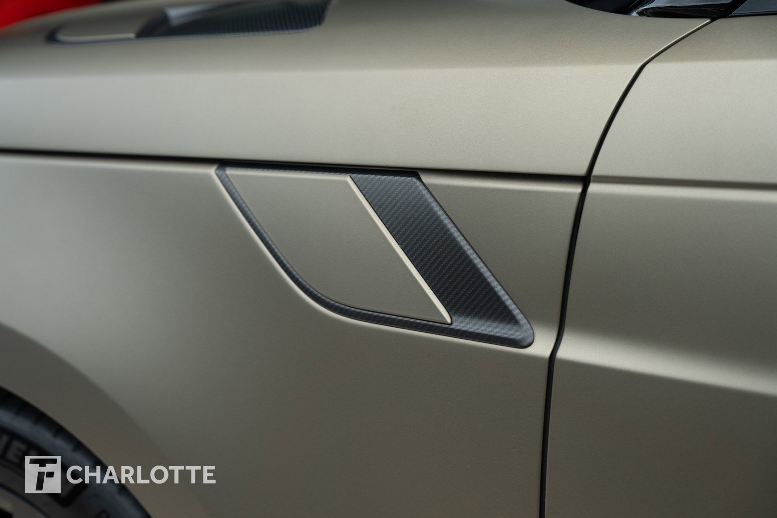 Used 2024 Land Rover Range Rover Sport SV Edition One Carbon Bronze image 10