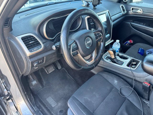Used 2017 Jeep Grand Cherokee Laredo w/ Quick Order Package 23E AWD/4WD image 14
