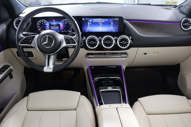Used 2024 Mercedes-Benz GLA 250 4MATIC w/ Winter Heating Package image 2