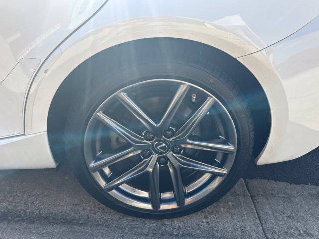 Used 2019 Lexus IS 300 F Sport w/ F Sport Package AWD/4WD image 32