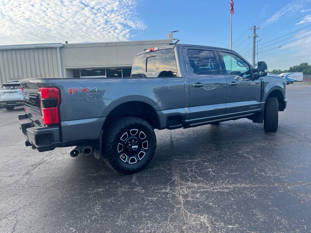 Used 2025 Ford F250 Platinum AWD/4WD image 3