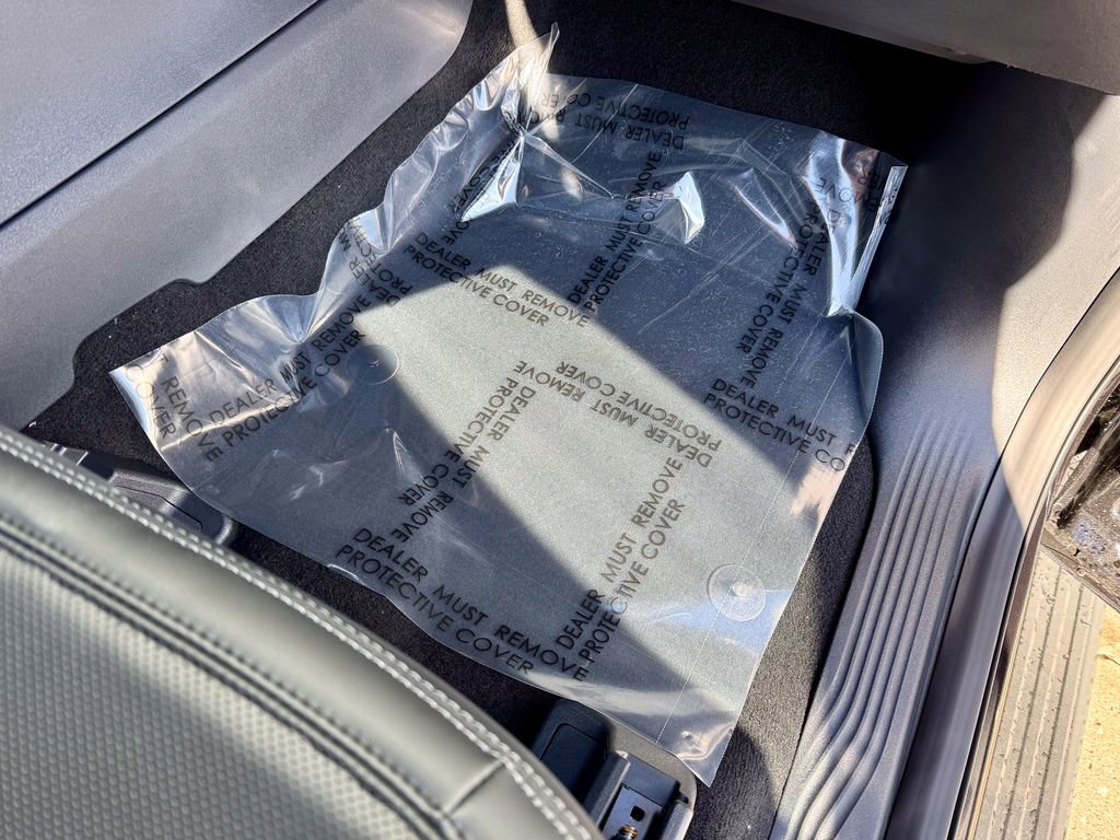 New 2025 Ford Expedition Platinum w/ Stealth Performance Package image 25