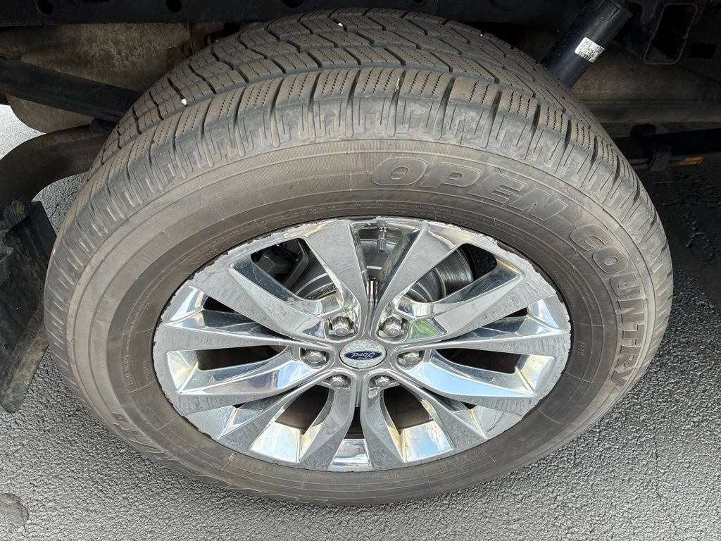 Used 2016 Ford F150 XLT w/ Equipment Group 301A Mid AWD/4WD image 10
