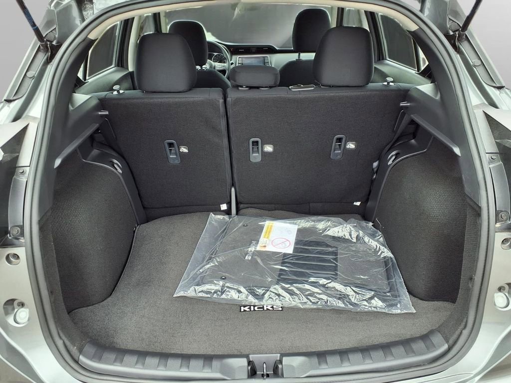 Used 2025 Nissan Kicks Play S FWD image 25