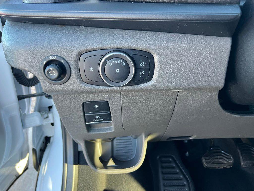 Used 2023 Ford Transit 350 XLT image 35