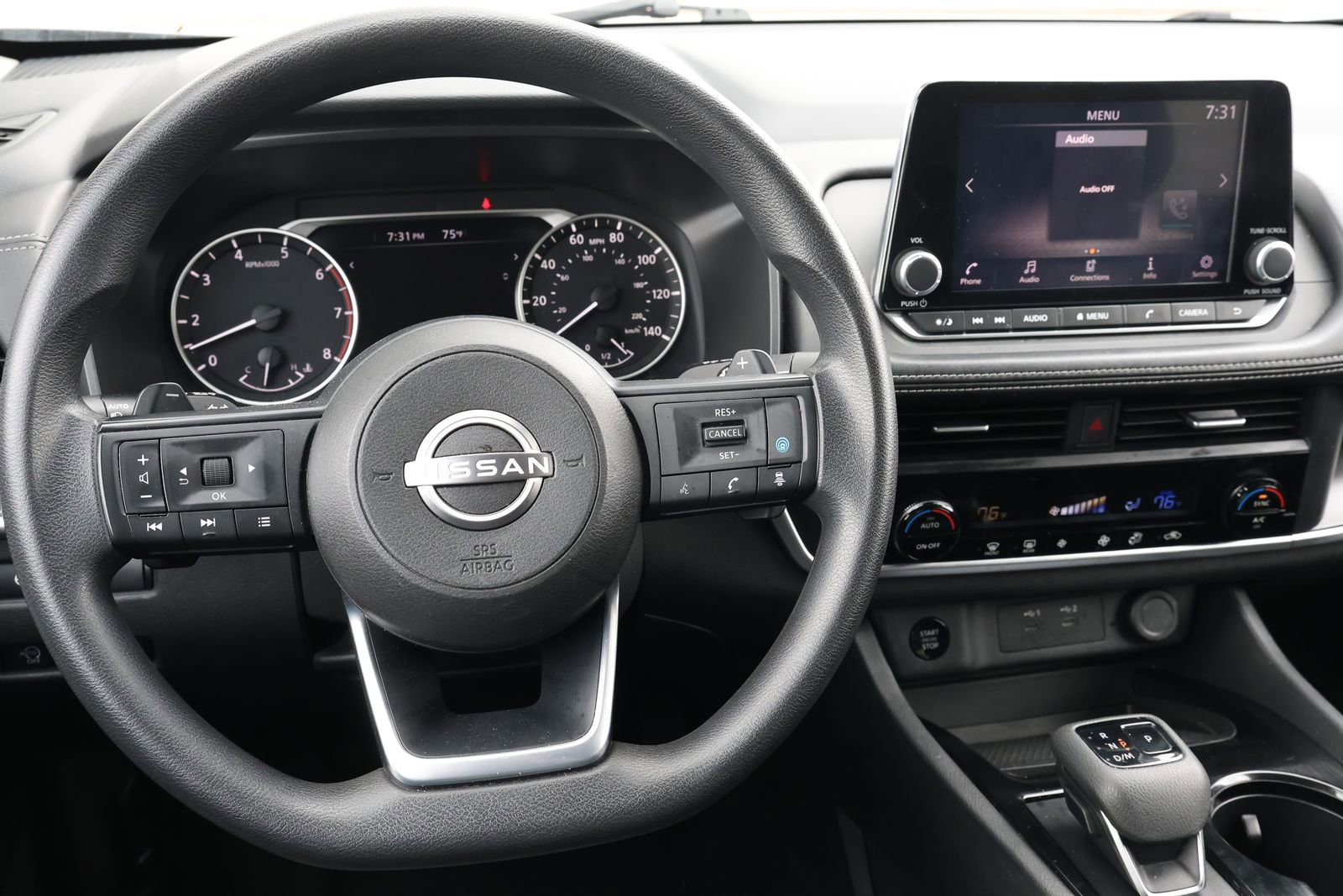 Used 2024 Nissan Rogue SV image 16