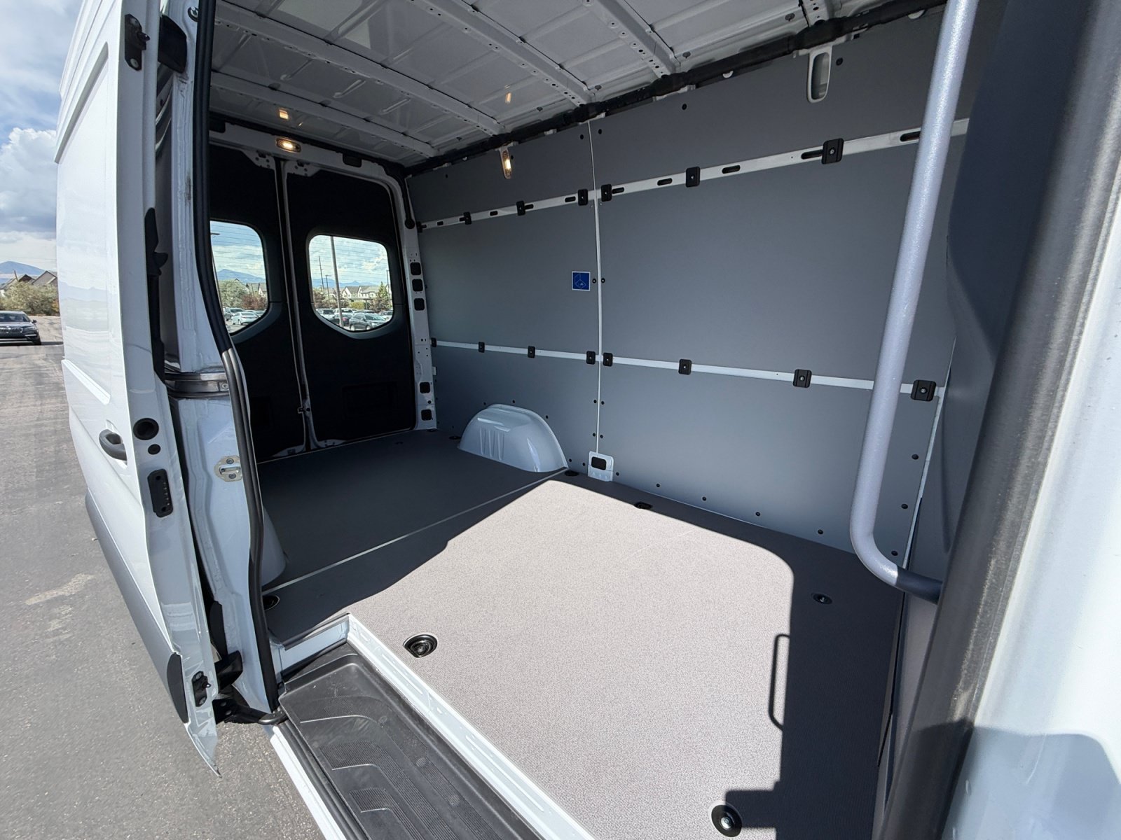 New 2025 Mercedes-Benz Sprinter 2500 image 20