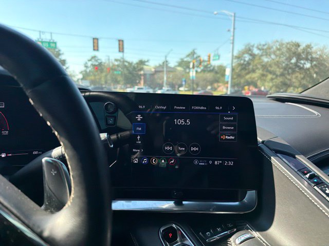 Used 2021 Chevrolet Corvette Stingray Premium Cpe w/ Z51 Performance Package RWD image 15