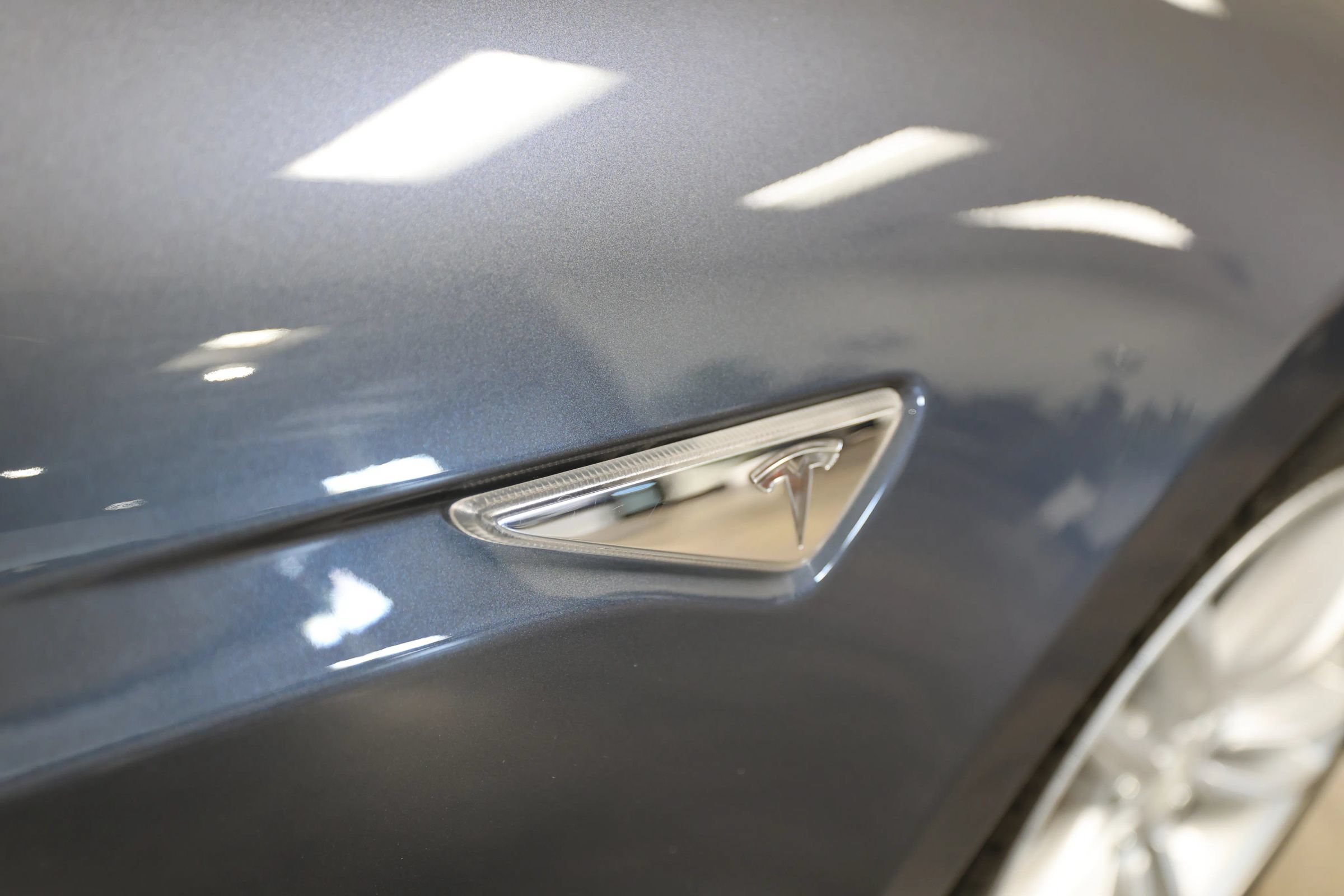 Used 2015 Tesla Model S 85D AWD/4WD image 16