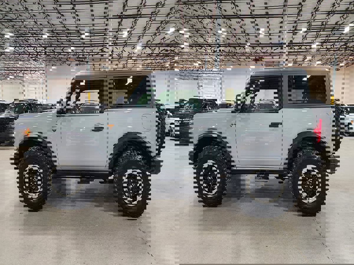 Used 2022 Ford Bronco Badlands w/ Sasquatch Package image 7