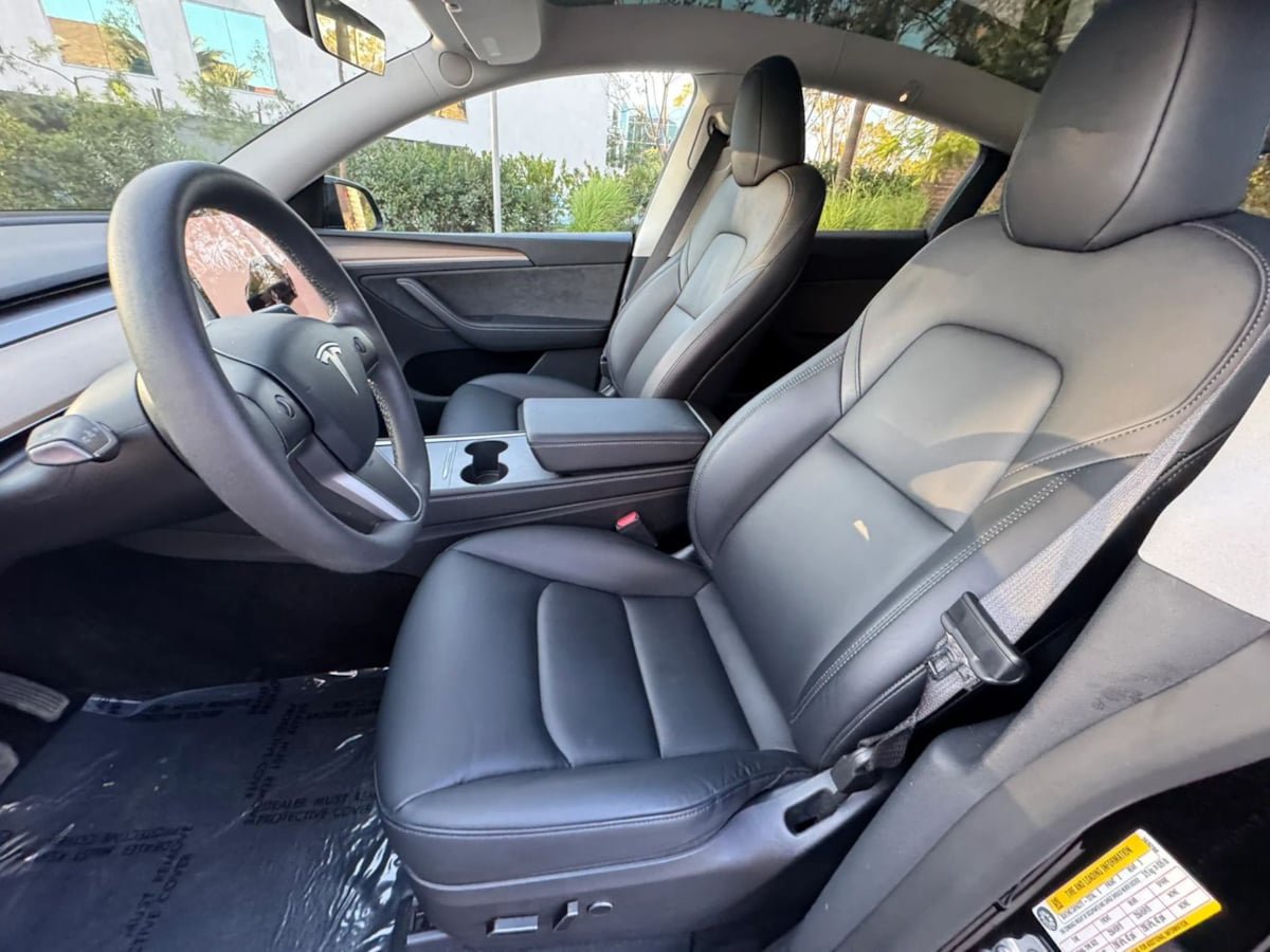Used 2023 Tesla Model Y Long Range AWD/4WD image 12