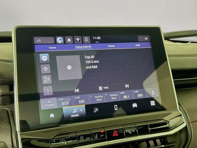 Used 2024 Jeep Compass Trailhawk w/ Sun and Sound Group AWD/4WD image 18