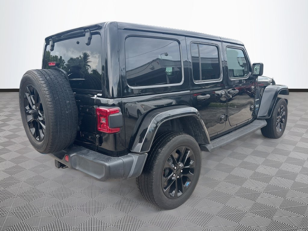 Certified 2022 Jeep Wrangler Unlimited Sahara AWD/4WD image 6