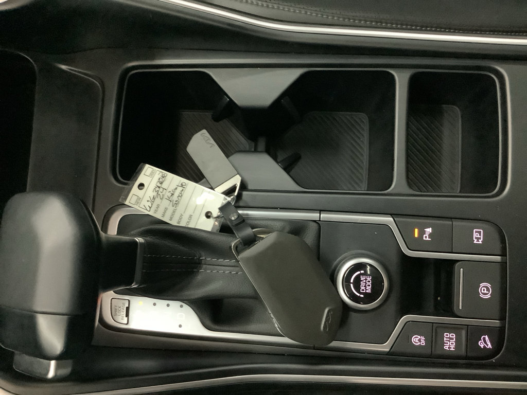 Used 2024 Kia Sorento EX w/ Panoramic Sunroof Package image 23