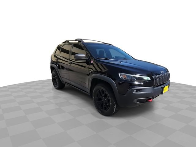 Used 2020 Jeep Cherokee Trailhawk image 2