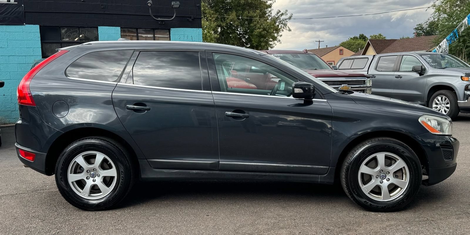 Used 2012 Volvo XC60 3.2 AWD/4WD image 2
