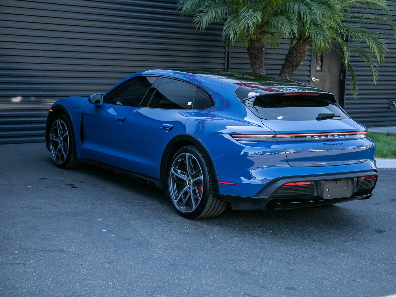 Certified 2023 Porsche Taycan 4S AWD/4WD image 3