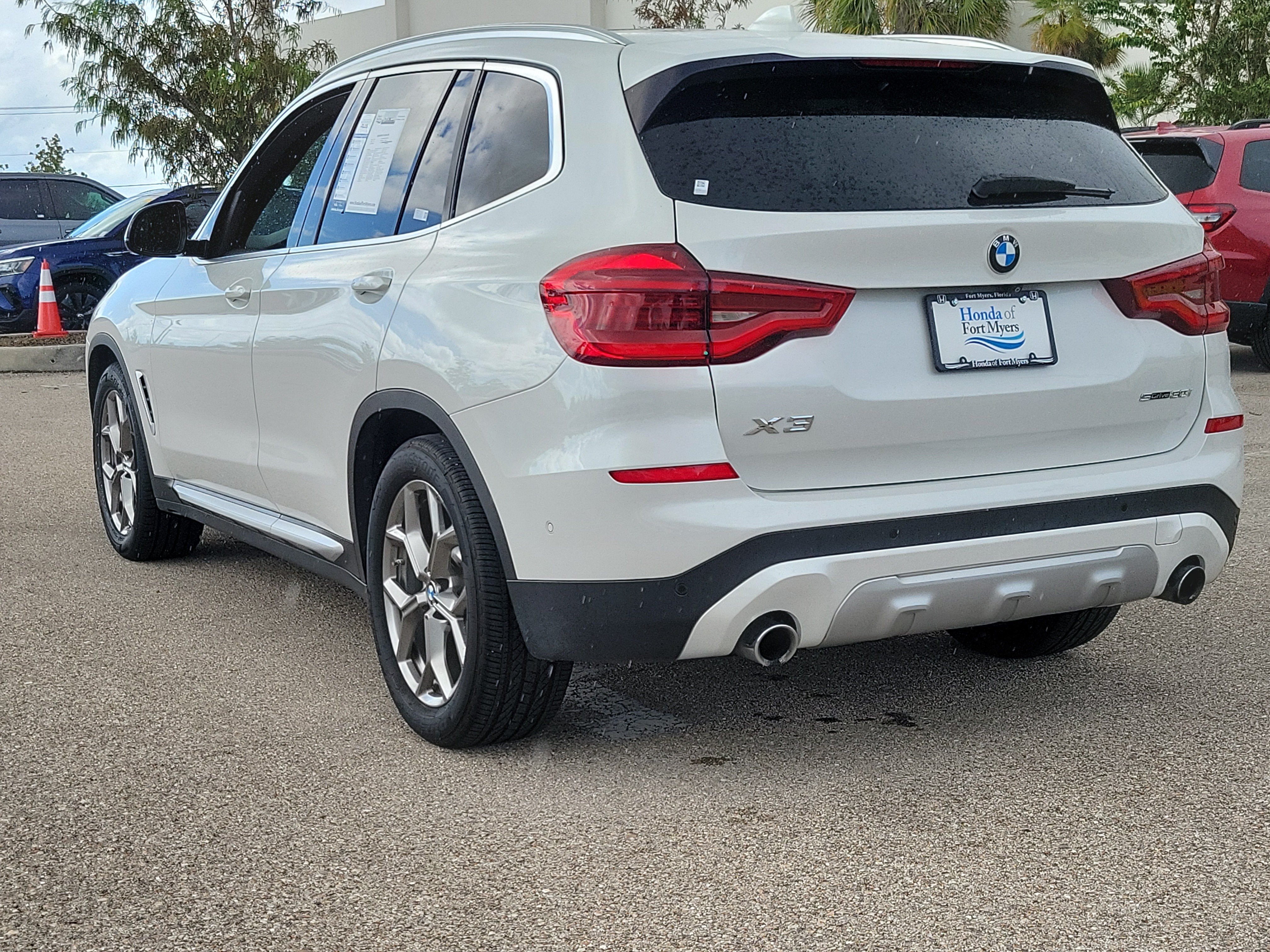 Used 2024 BMW X3 xDrive30i AWD/4WD image 4