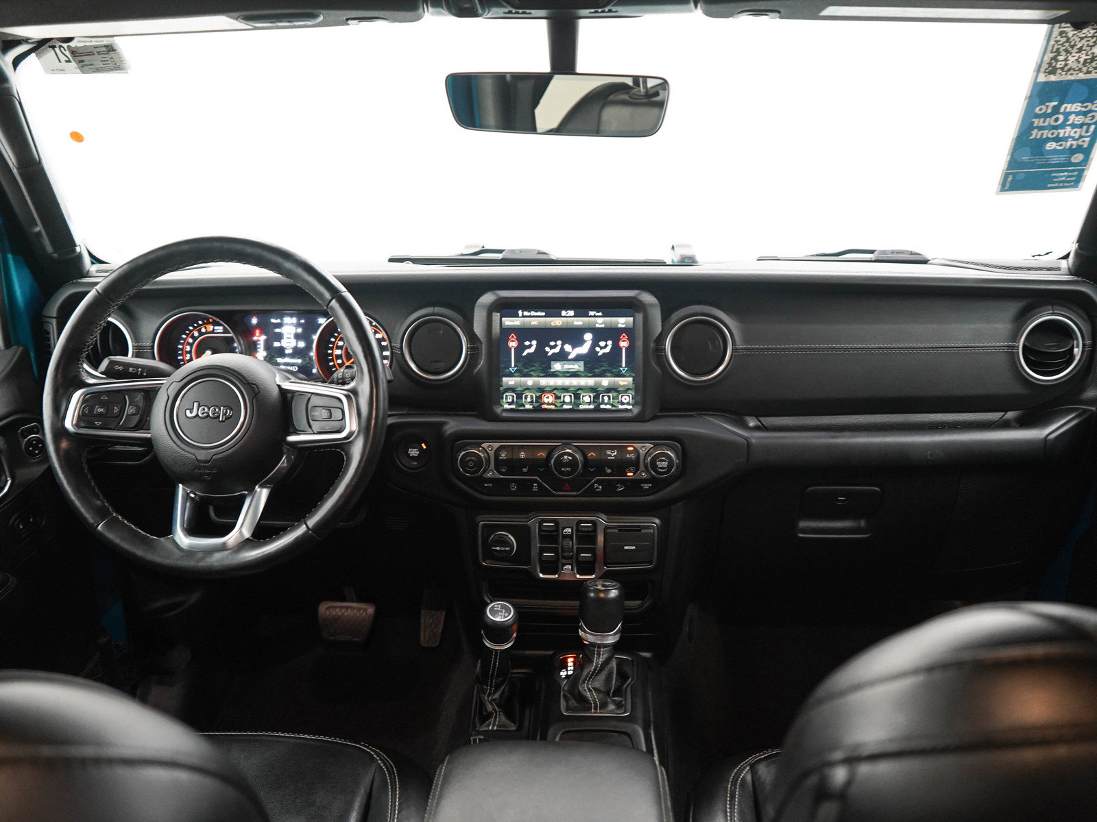 Used 2020 Jeep Wrangler Unlimited Sahara AWD/4WD image 13
