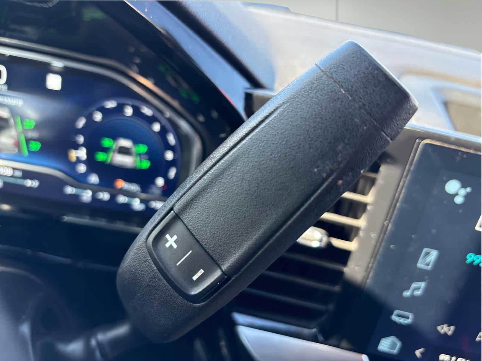 Used 2022 Chevrolet Silverado 1500 LT image 28