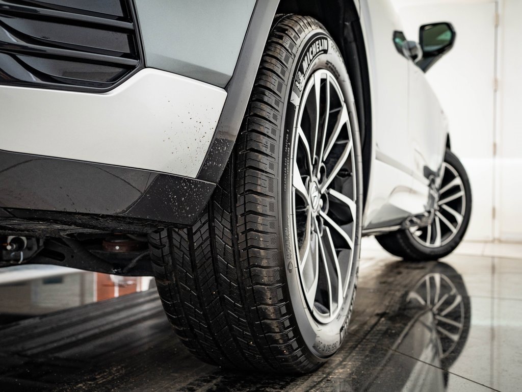 Certified 2024 Acura ZDX A-Spec image 41