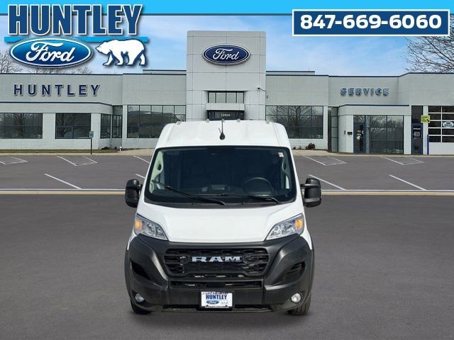 Used 2025 RAM ProMaster 2500 w/ Convenience Group FWD image 3