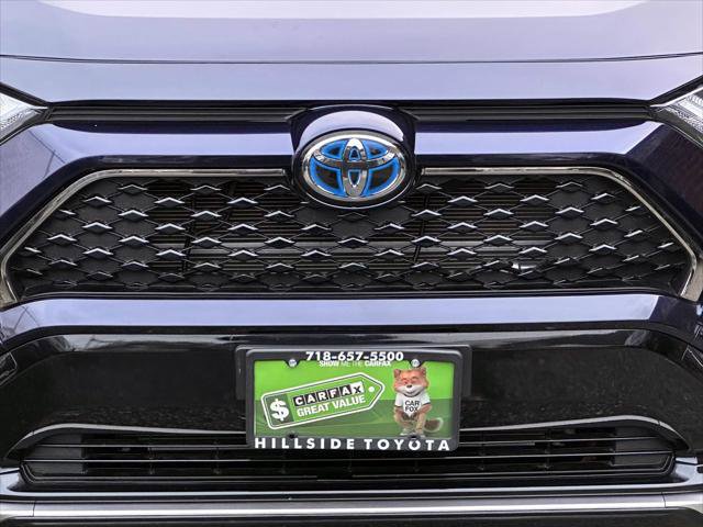 Certified 2023 Toyota RAV4 SE image 6