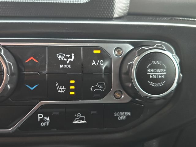 Used 2021 Jeep Gladiator Sport AWD/4WD image 15