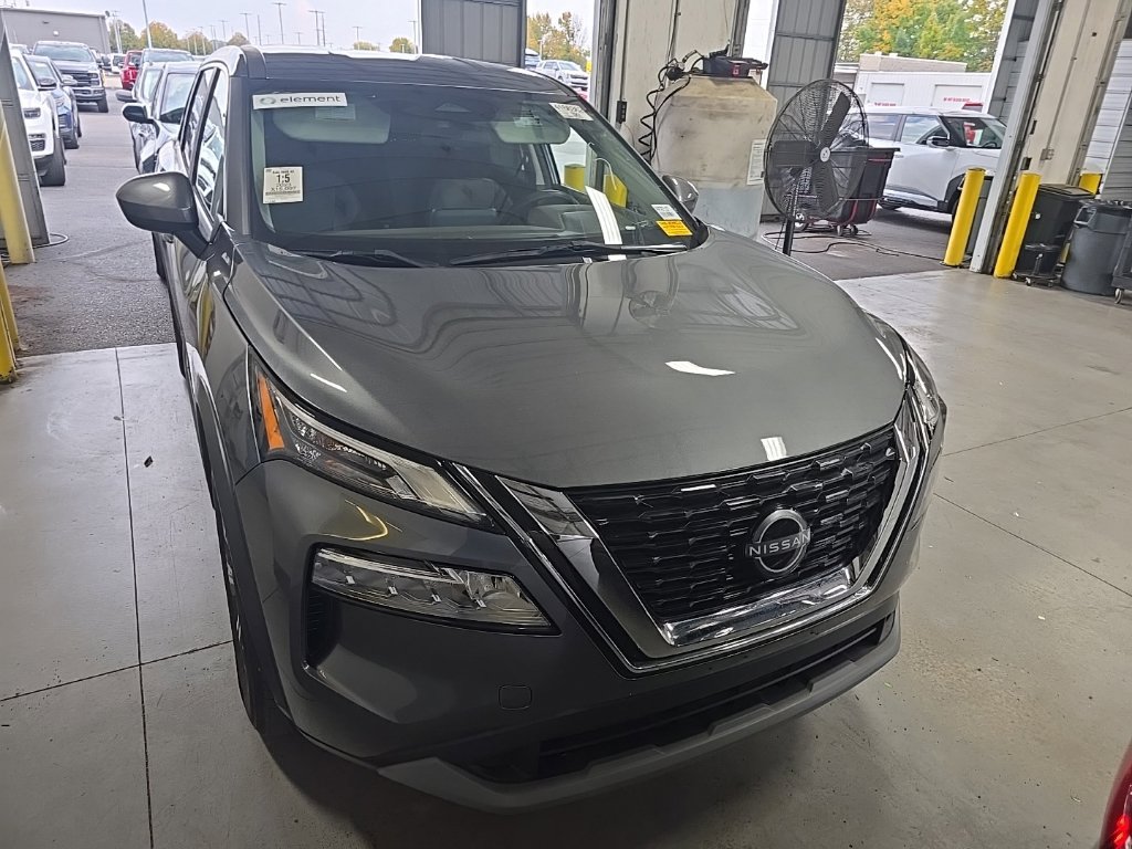 Used 2023 Nissan Rogue SV