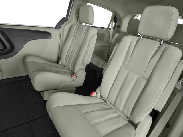 Certified 2016 Chrysler Town & Country Touring w/ Driver Convenience Group FWD image 14