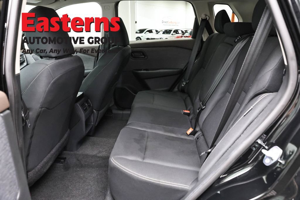 Used 2023 Nissan Rogue S AWD/4WD image 22