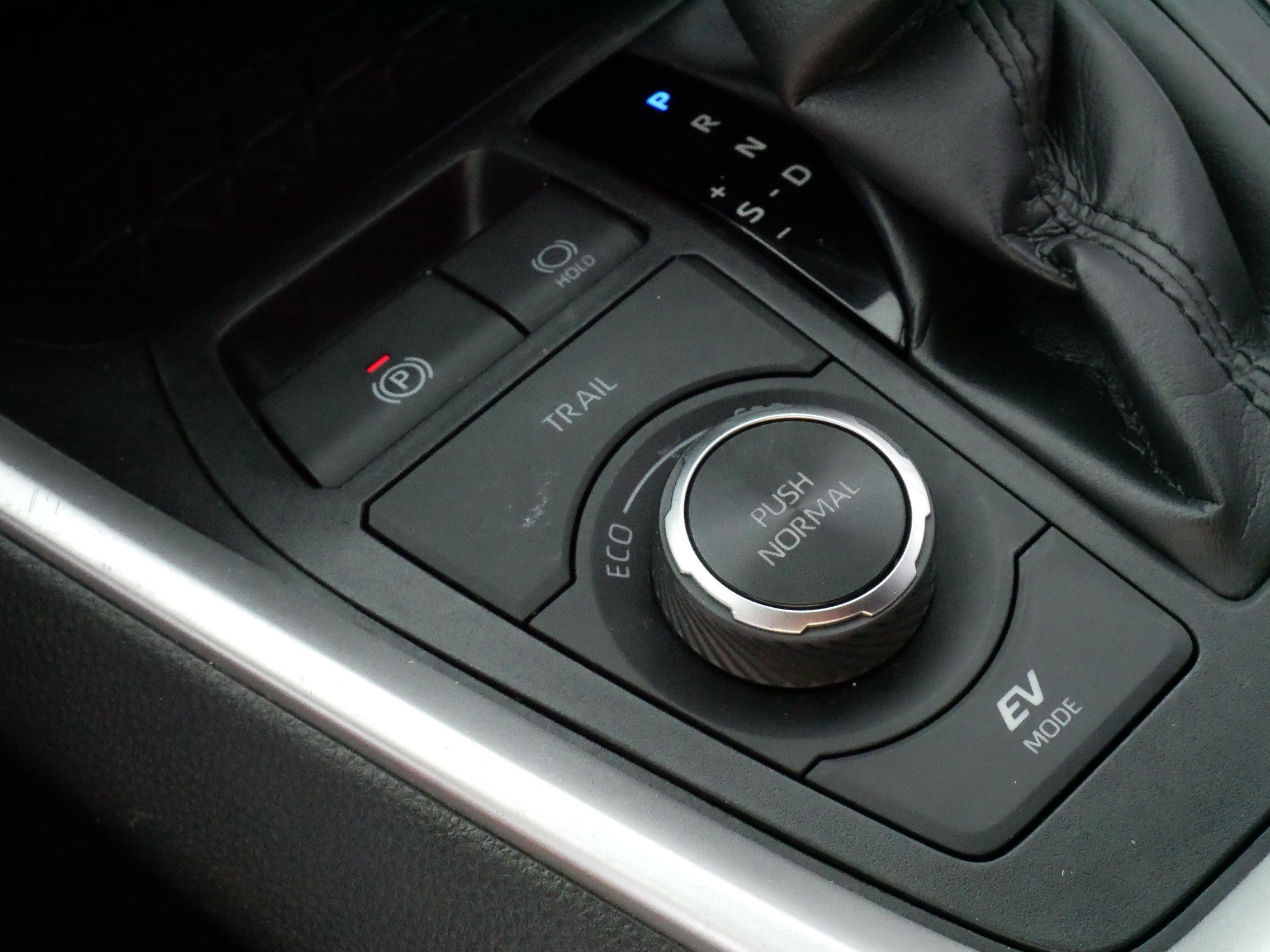 Certified 2024 Toyota RAV4 SE AWD/4WD image 24