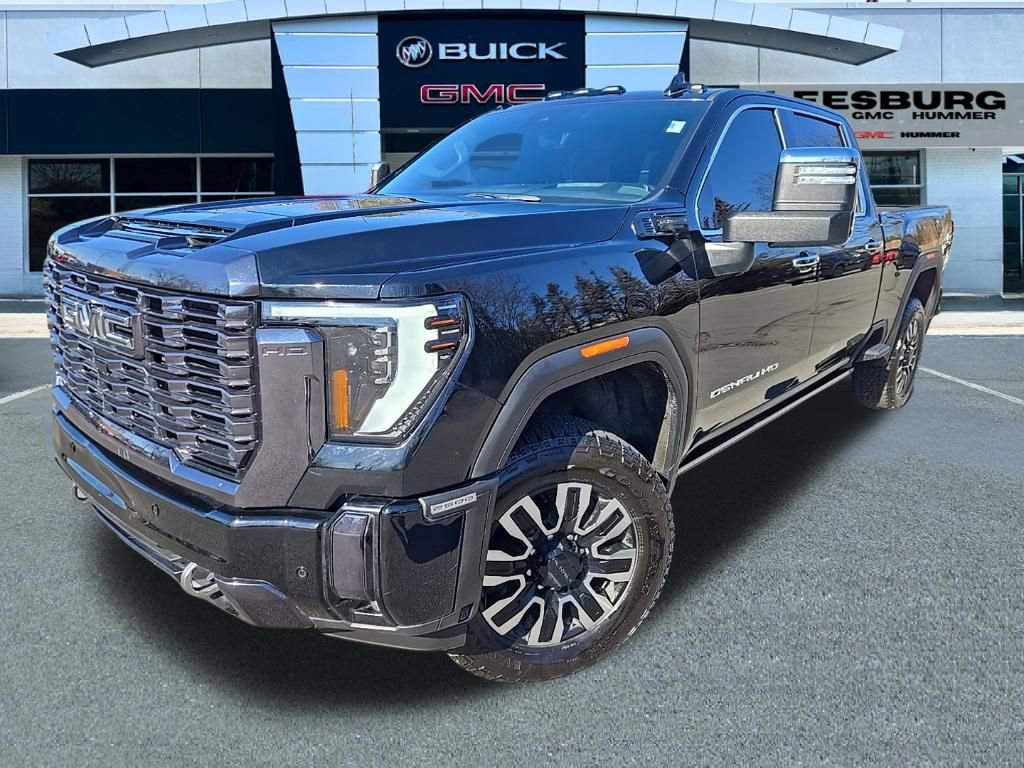 Used 2024 GMC Sierra 2500 Denali Ultimate image 3