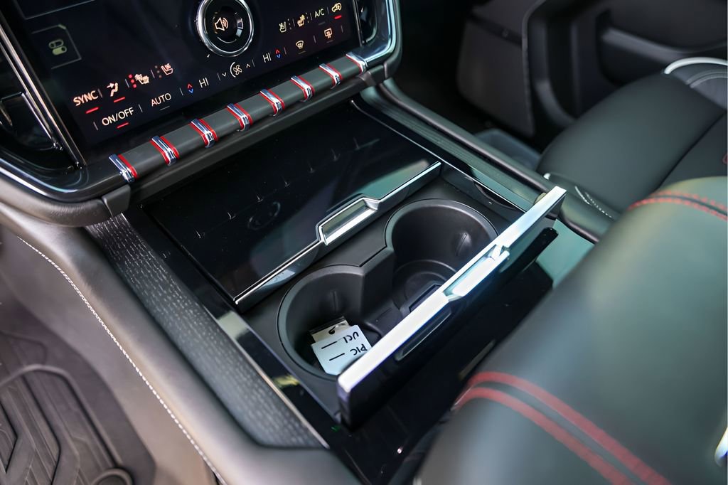 Certified 2025 GMC Yukon AT4 Ultimate image 22