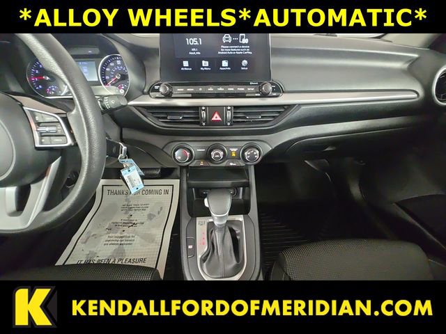 Used 2021 Kia Forte LXS image 11