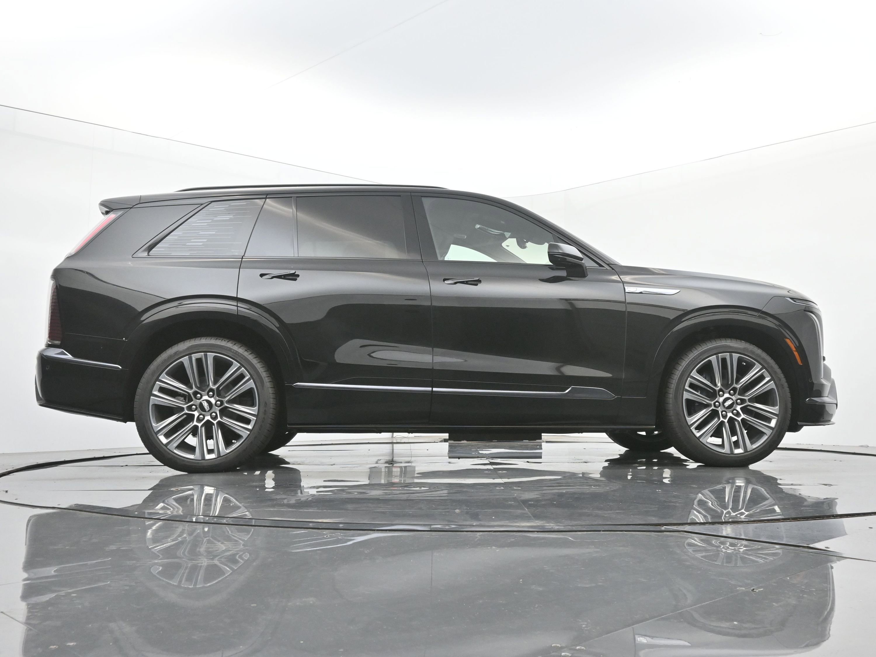 New 2026 Cadillac Vistiq Platinum w/ LPO, Floor Liner Package image 20