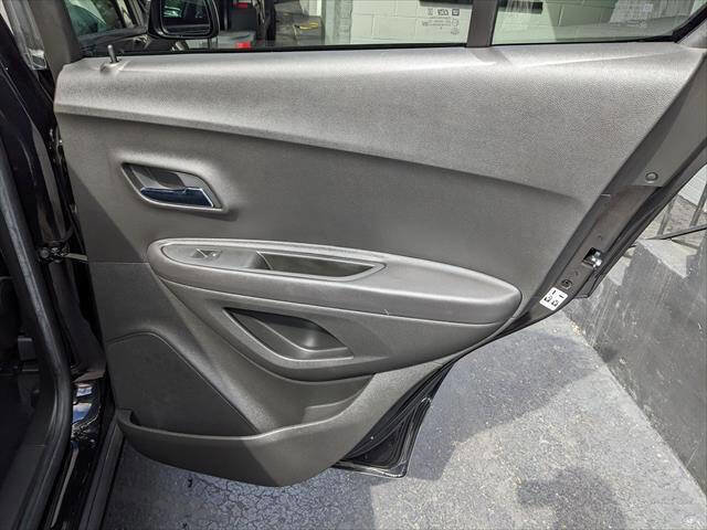 Used 2020 Chevrolet Trax LS w/ Tint and Cruise Package image 16