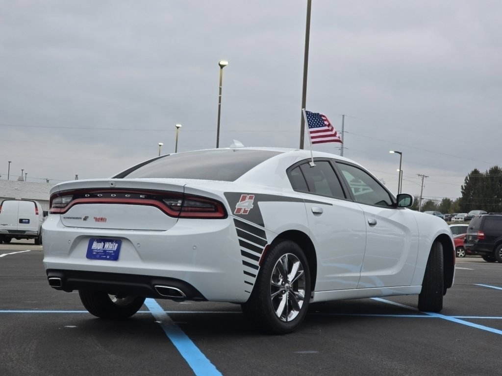 Used 2022 Dodge Charger SXT w/ Navigation & Travel Group image 15