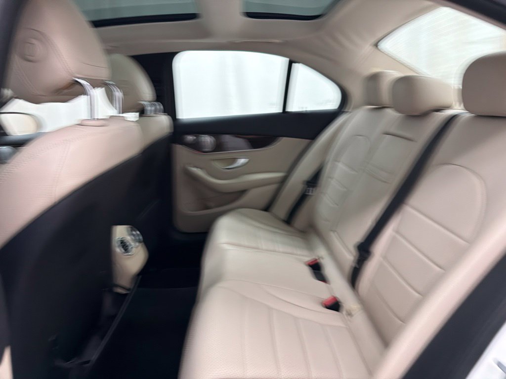 Used 2015 Mercedes-Benz C 300 4MATIC Sedan image 23